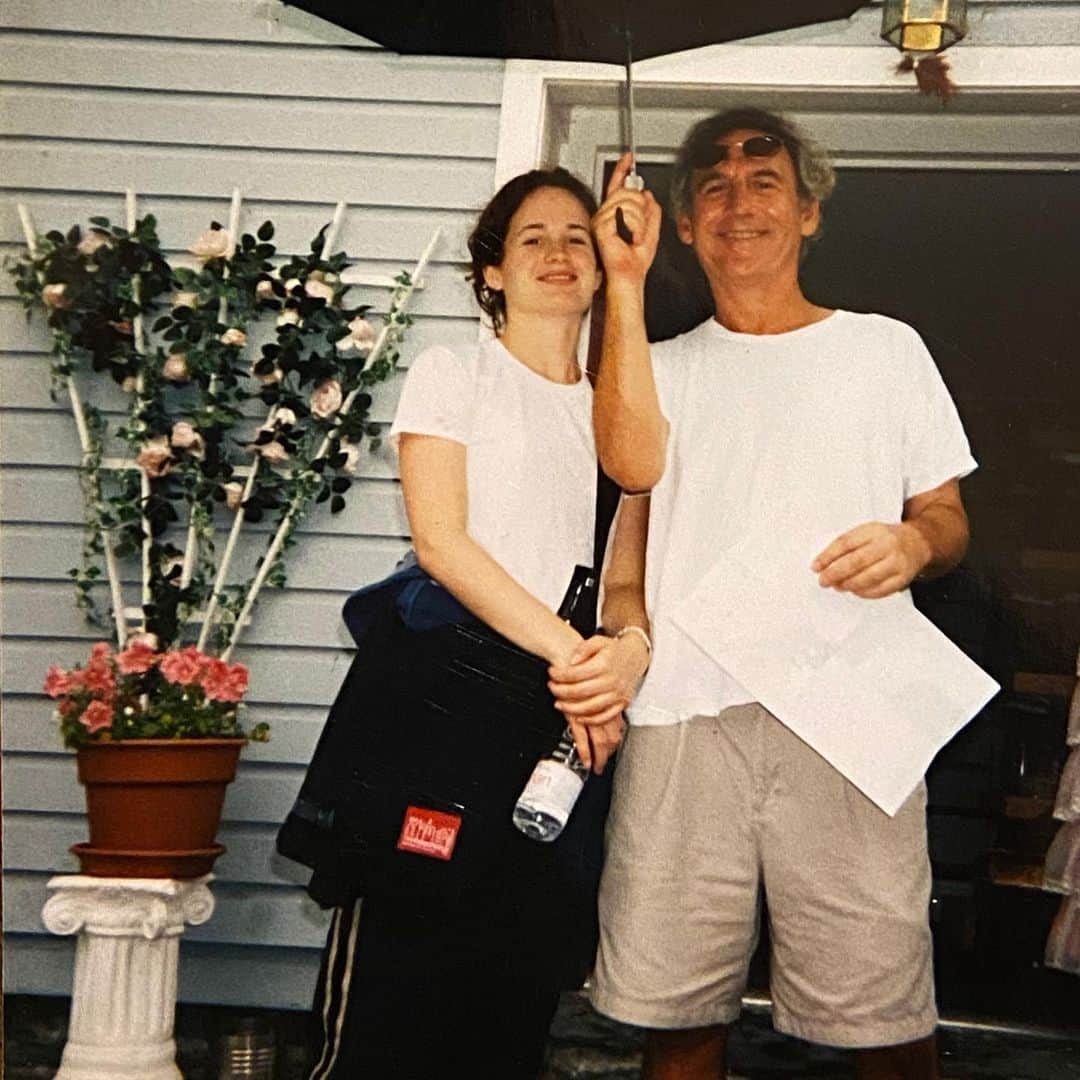 エリザベス・リーサーのインスタグラム：「My Dad from 20 years ago❤️」