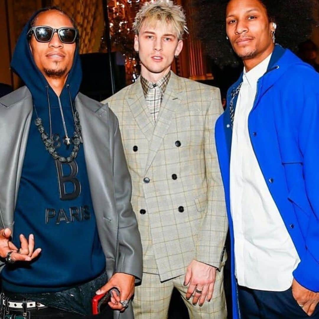 Young Gunnerさんのインスタグラム写真 - (Young GunnerInstagram)「brunch was dope. 🔥🥶 @berluti」1月18日 2時27分 - machinegunkelly