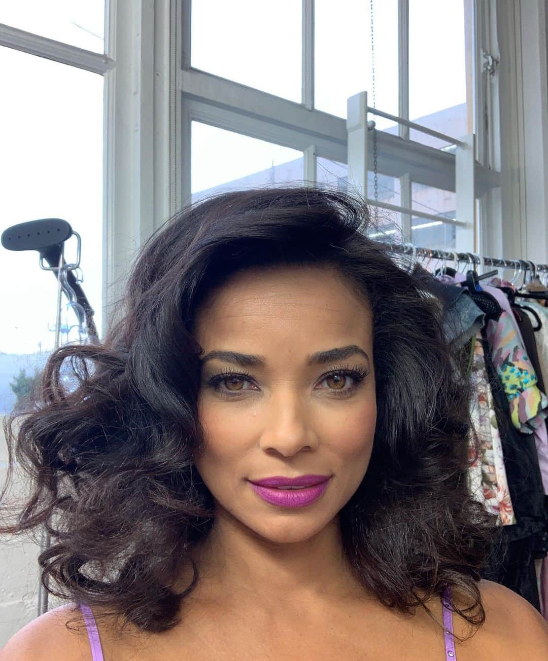 ロッチェル・エイツのインスタグラム：「Thank you to the whole team for this fun Photo shoot yesterday!  Hair @royalblowdry  Makeup @esemae_music  Photog @xxfidelxx  @thehedonistmagazine #hypehairmagazine」