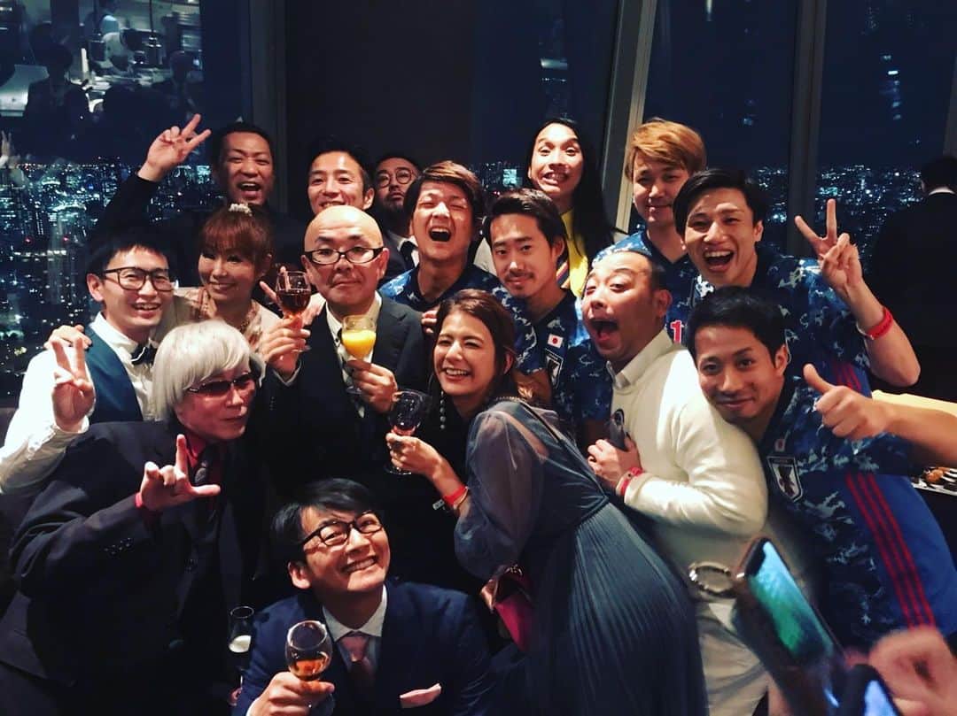 のインスタグラム：「‪#ケイダッシュステージ‬﻿ ﻿ ‪#新年会‬﻿ ﻿ ‪2020年がkickoff！‬﻿ ﻿ ‪皆様引き続き宜しくお願い致します！‬﻿ ﻿ #HEYたくちゃん 師匠は﻿ たまたま席を外してました笑」