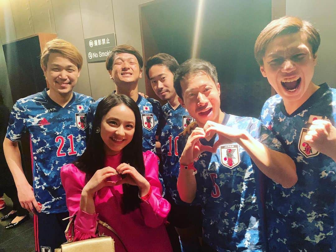 のインスタグラム：「いつも﻿ 一方的にお世話になっています泣﻿ ﻿ #平祐奈 さん﻿ ﻿ フォーメーションは﻿ 祐奈さんを1TOPにした﻿ 平JAPANです笑﻿ ﻿ 兄(嘘)と妹のWアモーレ♡﻿ ﻿ #ものまねJAPAN」