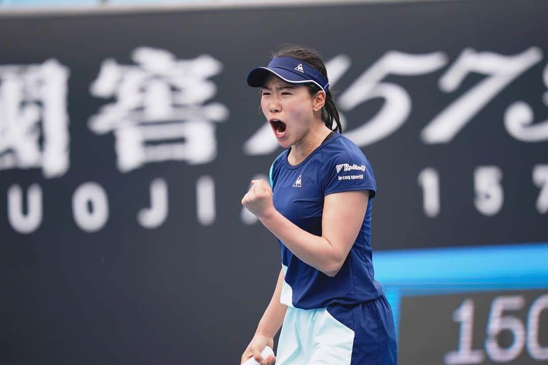 日比野菜緒さんのインスタグラム写真 - (日比野菜緒Instagram)「Into the main draw @australianopen 🇦🇺☁️気合い入ってます（笑） . 📸 Hiroshi Sato」1月18日 15時51分 - naohibino_1128