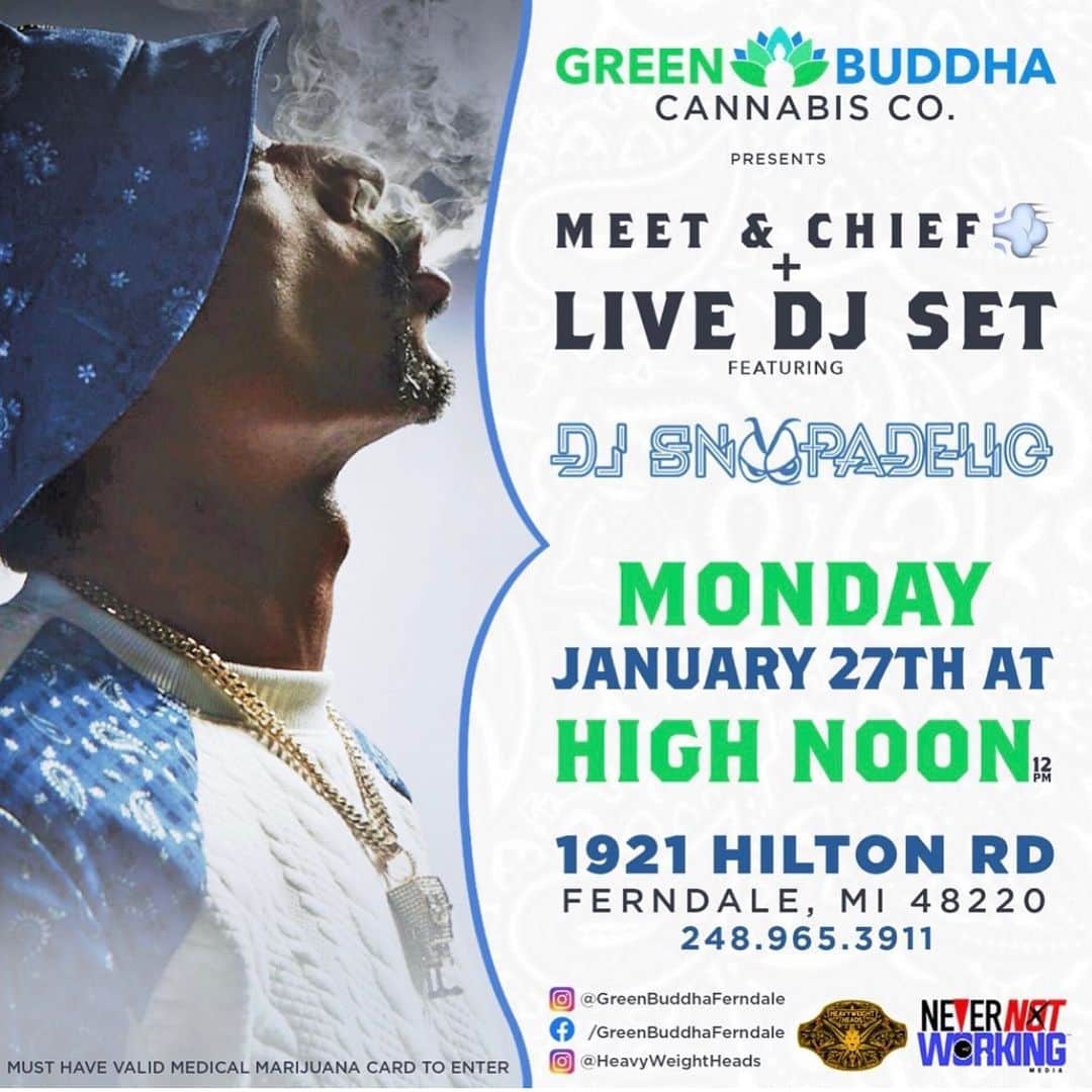 スヌープ・ドッグさんのインスタグラム写真 - (スヌープ・ドッグInstagram)「It’s gonna get real lit in #Detroit 🔥 Catch DJ SNOOPADELIC at @greenbuddhaferndale on January 27th at High Noon WITH @dsquared11 ‼️👀💰💨 @whiteboykev82 x Come light one up with DJ SNOOPADELIC 🎧」1月18日 11時16分 - snoopdogg