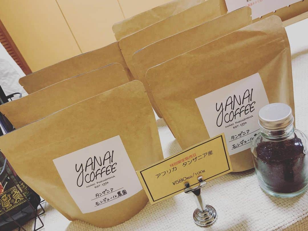 LATOV_ラトブ さんのインスタグラム写真 - (LATOV_ラトブ Instagram)「【厳選コーヒー豆の試飲販売会　開催♪（1／18・19）】 ． 〜コーヒーのある日常の豊かさをご自宅で楽しんでほしい〜 ． オープン当初から #直火焙煎 にこだわり、直火独自の香り、コクの強い香味作りに取り組む『ヤナイコーヒー商会』による、試飲販売会を開催しております☕️ . 『#極上の創作焙煎』や手軽に楽しめるオリジナル『#ドリップバッグ』もございます！ ぜひ、お気軽にお立ち寄りください😊 ◆日時：1月18日（土）・19日（日）　10時〜20時 ◆場所：1階　ふれあい広場特設会場 . #ラトブ #いわき市 #ヤナイコーヒー商会 #ヤナイコーヒー #コーヒー　#コーヒーのある暮らし  #コーヒータイム」1月18日 11時40分 - latov_20071025