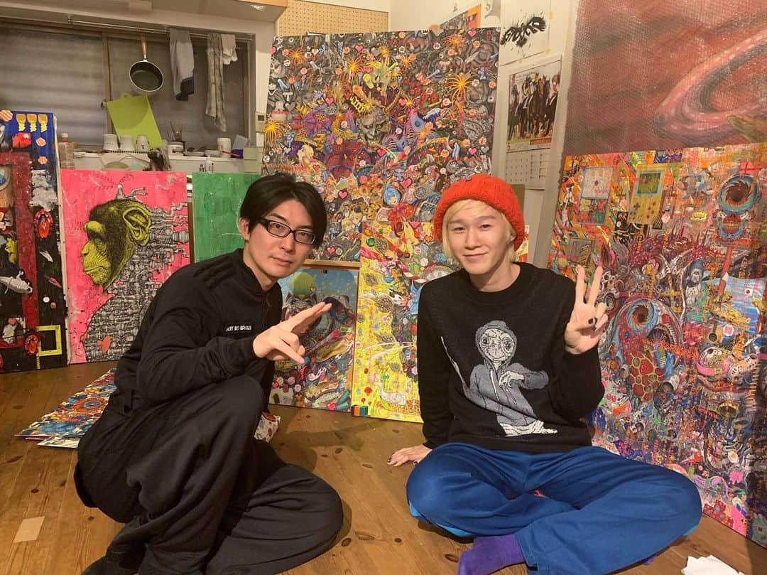 山田義孝さんのインスタグラム写真 - (山田義孝Instagram)「🔥🔥🔥 いつも必要なタイミングで 必要な言葉や必要なヒントが訪れる。 それが昨日だった。 この人に会うのは今で間違いなかったんだと気づく。 素晴らしかった。 #笹田靖人 #レーベルメイト #仕事場にお邪魔しました」1月18日 12時34分 - yamadayositaka