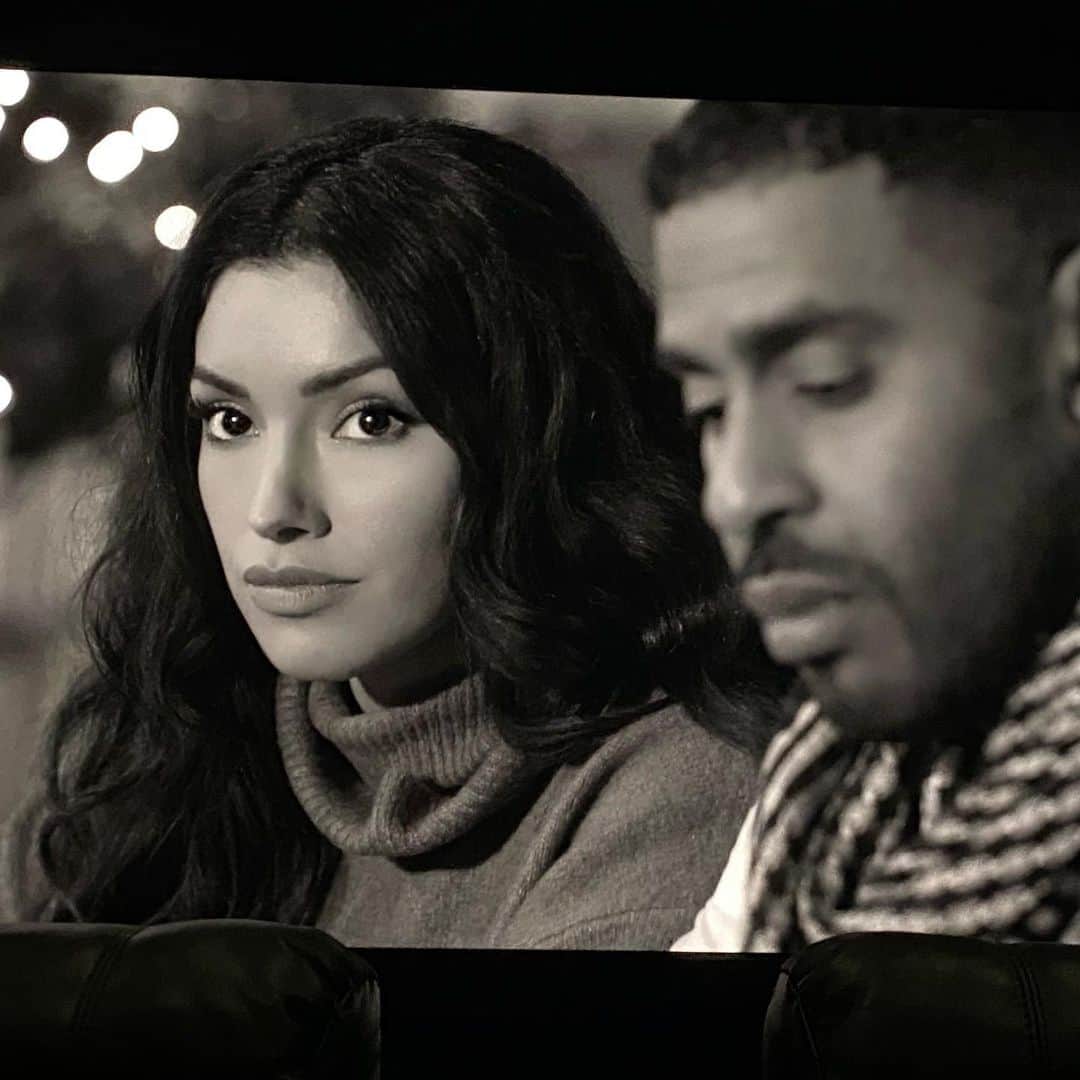 ゼリカ・シルバーのインスタグラム：「Working on my next project. Had an awesome screen test today with an amazing cast & crew. I can’t wait to share this amazing story with all of you! 🎬」