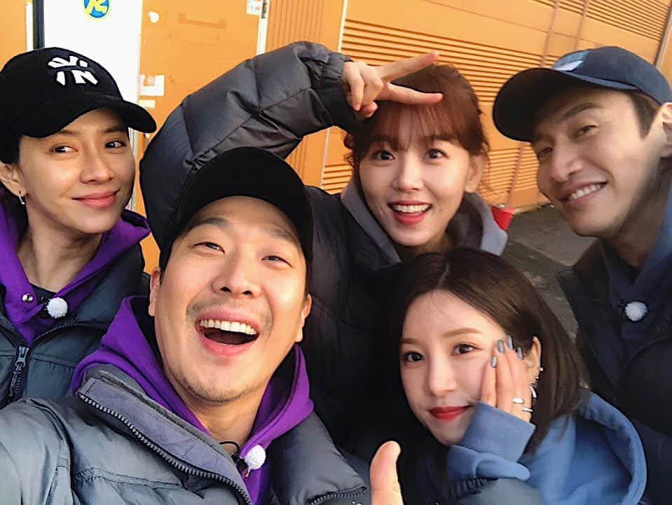 パク・チョロンさんのインスタグラム写真 - (パク・チョロンInstagram)「내일 저녁 런닝맨 레고!🏃‍♀️」1月18日 14時14分 - mulgokizary