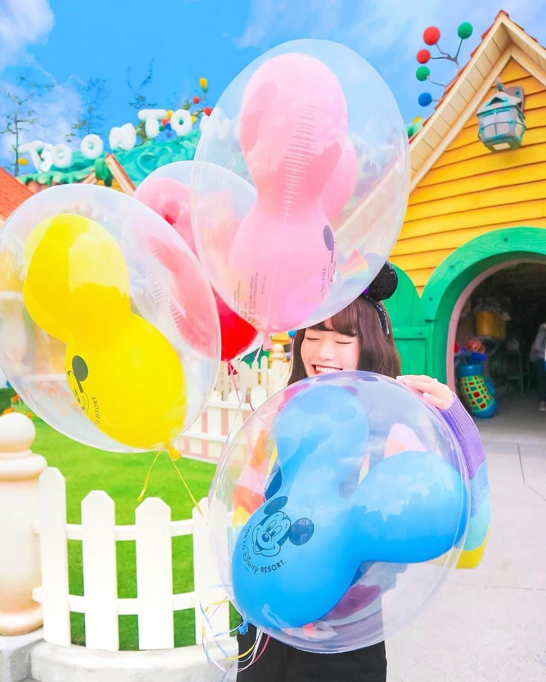 Kanaさんのインスタグラム写真 Kanainstagram ㅤ ㅤ Toontown ㅤ ㅤ ㅤ ㅤ ㅤ ㅤ ㅤㅤ Kana Disney ㅤㅤ ㅤㅤ 東京ディズニーランド ディズニーランド 東京ディズニーリゾート トゥーンタウン 風船 バルーン ミッキーバルーン ミッキーマウス