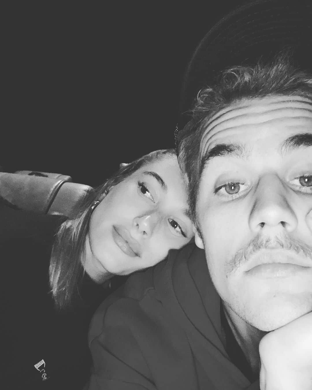 ジャスティン・ビーバーさんのインスタグラム写真 - (ジャスティン・ビーバーInstagram)「Movie night with bae」1月18日 14時59分 - justinbieber