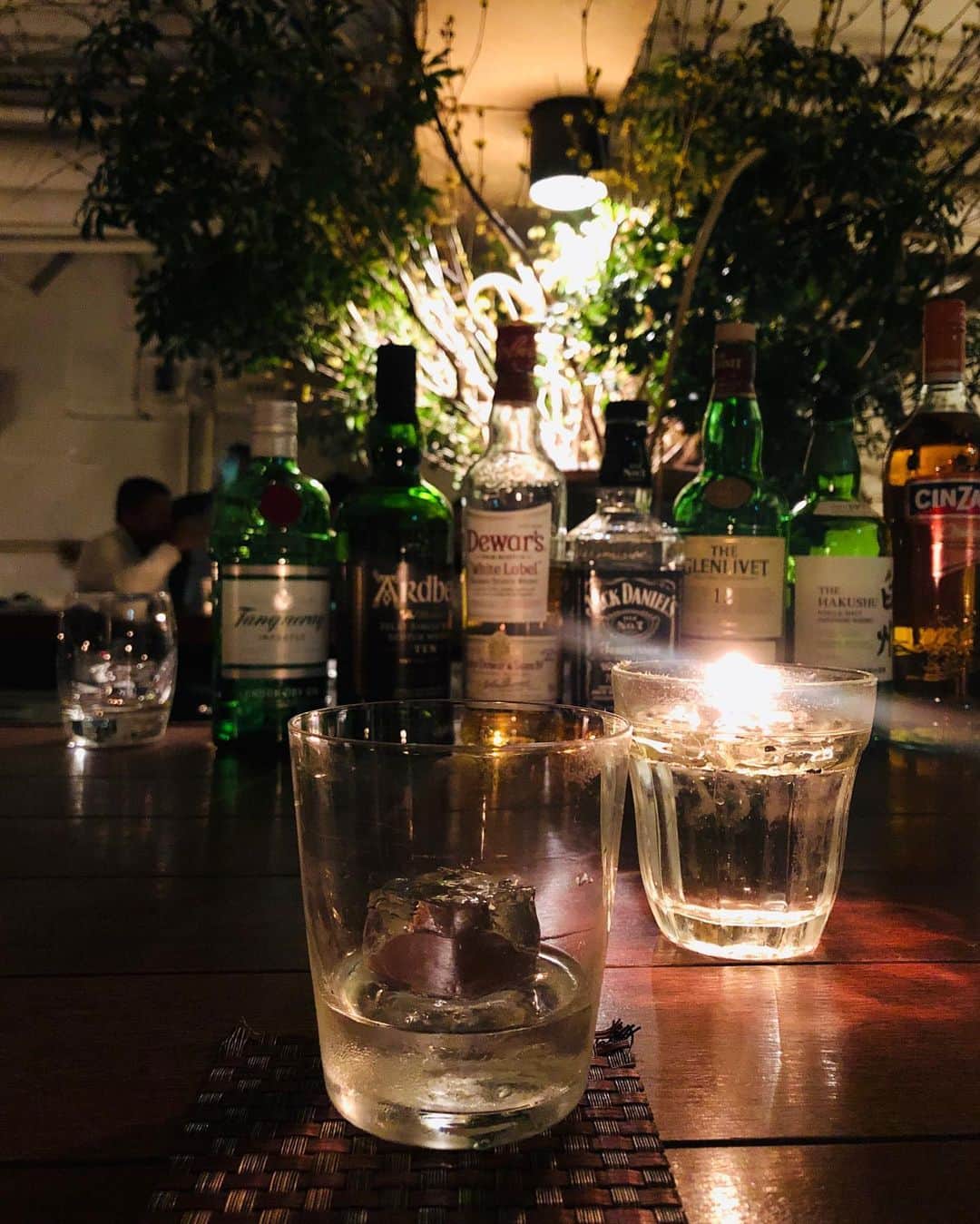 山名未紗さんのインスタグラム写真 - (山名未紗Instagram)「#bar 🥃 #ウイスキー好き  #アードベック #スコッチウイスキー #カバーナ #大阪」1月19日 1時04分 - misa_yamana