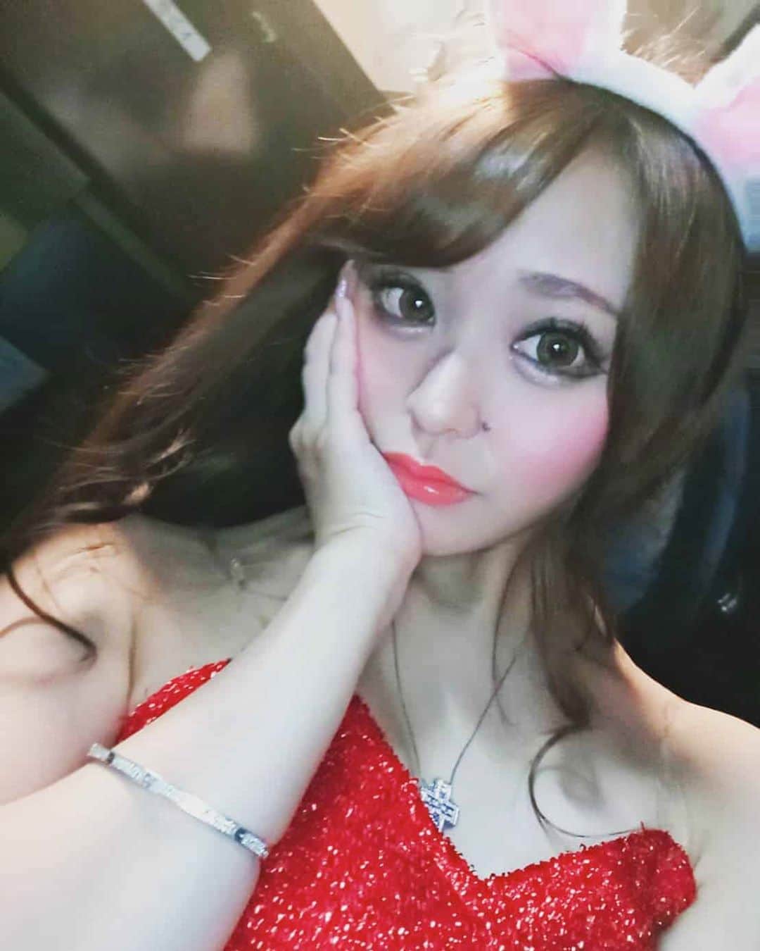 のインスタグラム：「ローレル @laureltokyo さんで途中記憶ない仕事始め💕﻿ ﻿」