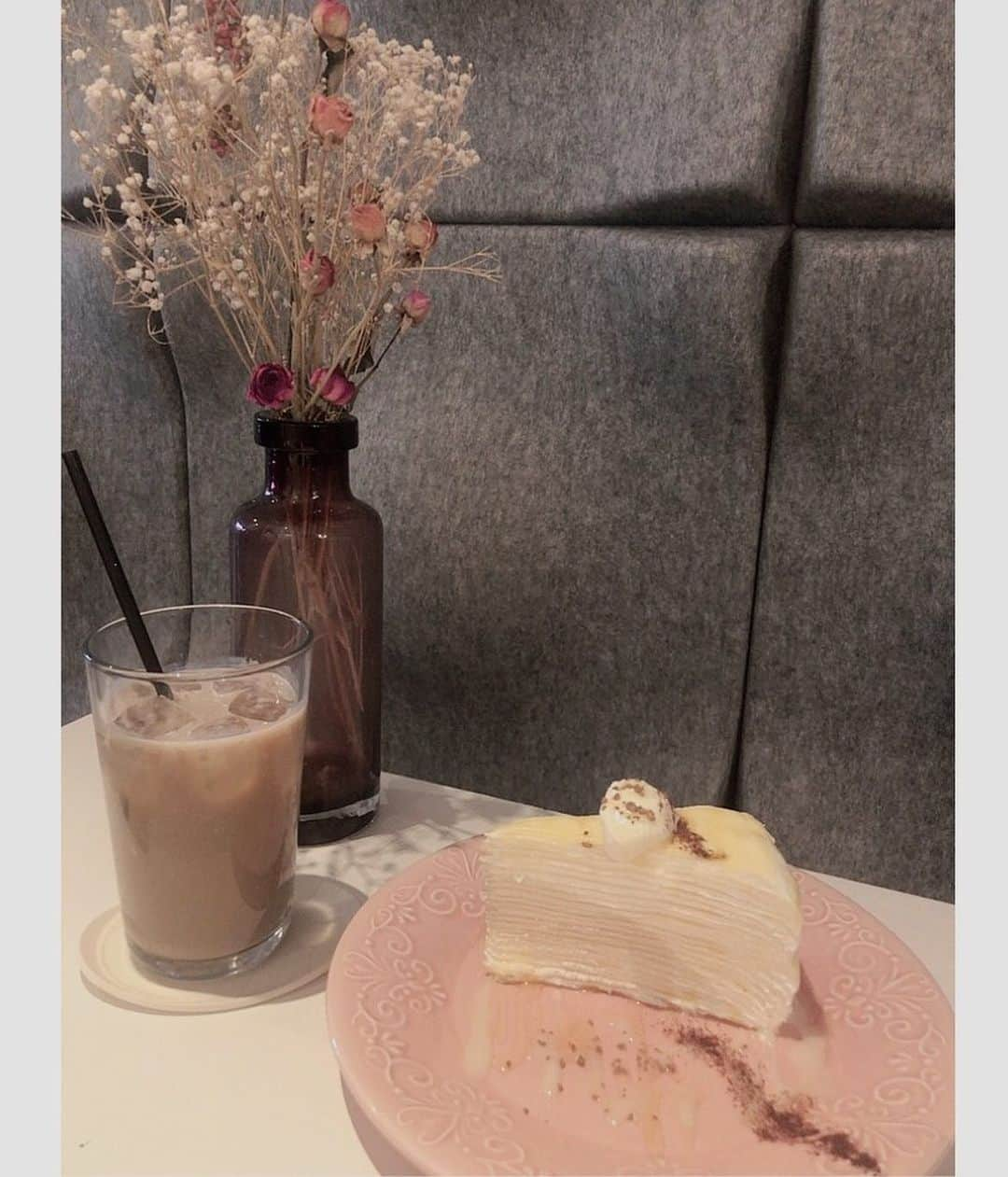 近藤夏奈さんのインスタグラム写真 - (近藤夏奈Instagram)「☕️🍰✖︎💐﻿ ﻿ ﻿ ﻿ ﻿ ﻿ ﻿ ﻿ ﻿ #cafemode」1月18日 18時38分 - kana_kondo_official_