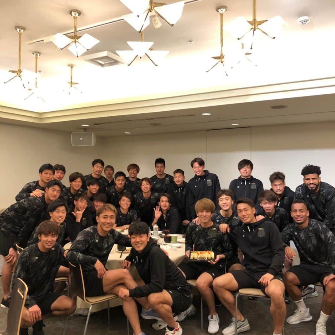 福田湧矢のインスタグラム：「しんやくん誕生日おめでとうございます！！ いつもお世話になってます！！！！！！！」