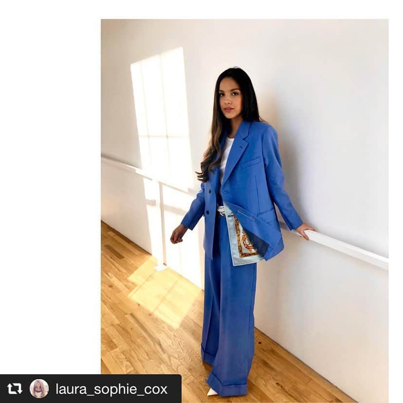 TOGAさんのインスタグラム写真 - (TOGAInstagram)「#repost from @laura_sophie_cox @olivia.rodrigo wearing TOGA AW2018 Wool jacket and pants. ・ #toga #togaarchives #toga18aw #トーガ　#トーガアーカイブス #oliviarodrigo」1月18日 19時30分 - togaarchives