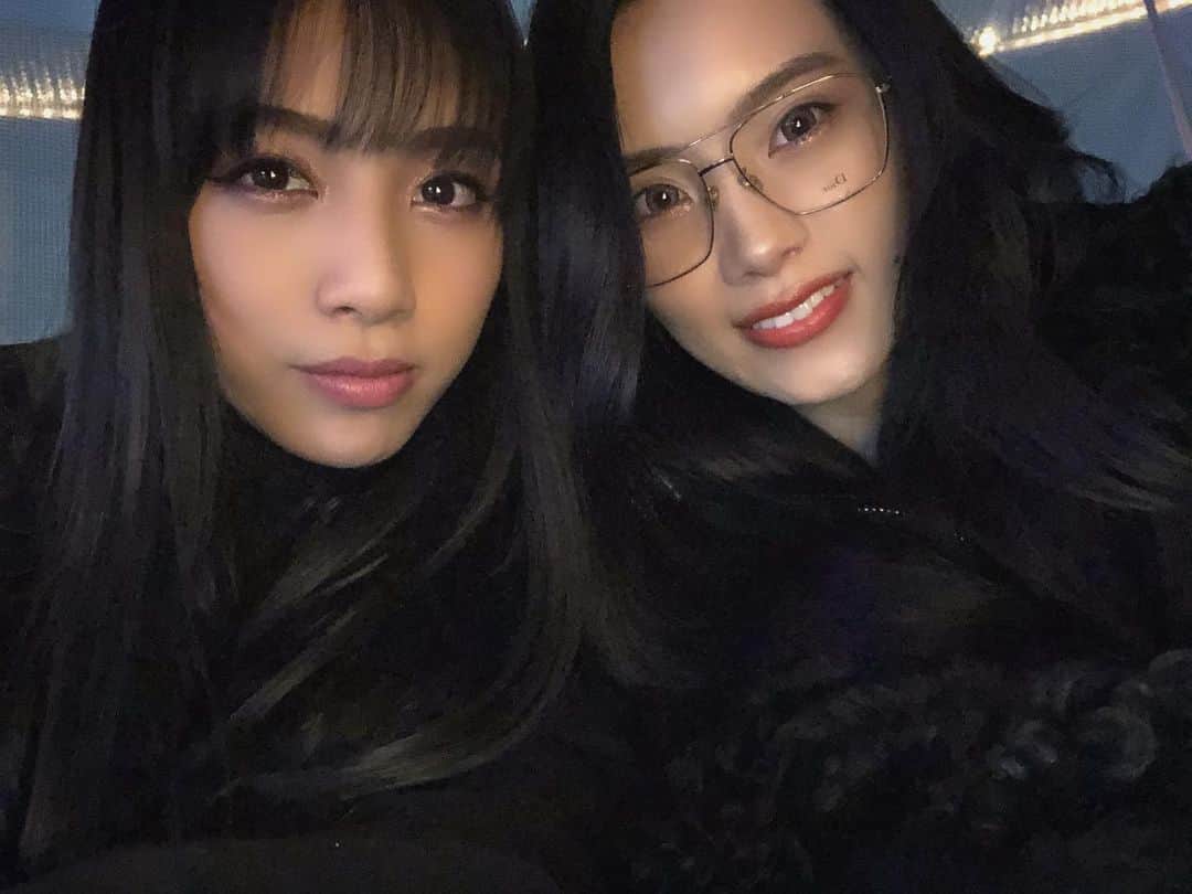 のインスタグラム：「久しぶりに璃ちゃんに会えました❤️ 楽しかった😂❤️」