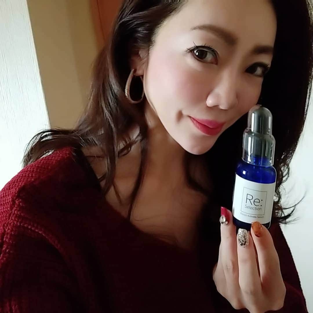 のインスタグラム：「Re:Selection Enrich Activate Serum（リセレクション エンリッチ アクティベート セラム）〈美容液〉 @reselection_official  アラフォーの私に必要な成分が50種類以上入ってて、若見えエイジングケア美容液 サラサラで肌にすーっと馴染みます  ヒト幹細胞培養液を高配合した美容液で、二次加工を行っていない生ヒト神経幹細胞を使用し、EGF、FGFのグロスファクターを豊富に含んでます。ターンオーバーを促進して細胞を活性化  私は洗顔後すぐに塗って使ってますよ  #エンリッチアクティベートセラム　#アラフォー女子　　#美容液　#egf #fgf #ヒト神経幹細胞　#beauty #ヒト幹細胞培養液　#ヒト幹細胞コスメ　#肌荒れ　#ヒト幹細胞美容液　#Re.Selection #活性化　#リセレクション　#幹細胞エキス　#幹細胞美容液　#幹細胞　#神経幹細胞　#PR」