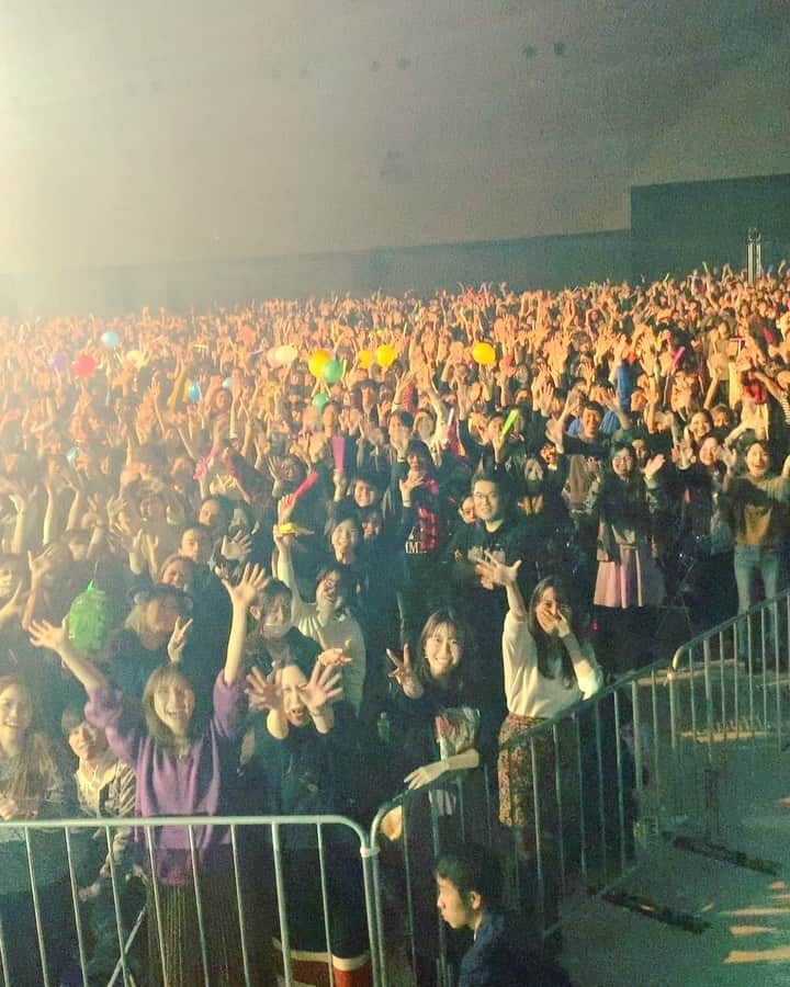tetsuyaのインスタグラム：「名古屋初日ありがとう！  #LArcenCiel #tetsuya #ARENATOURMMXX #MMXX #bananatime🍌」