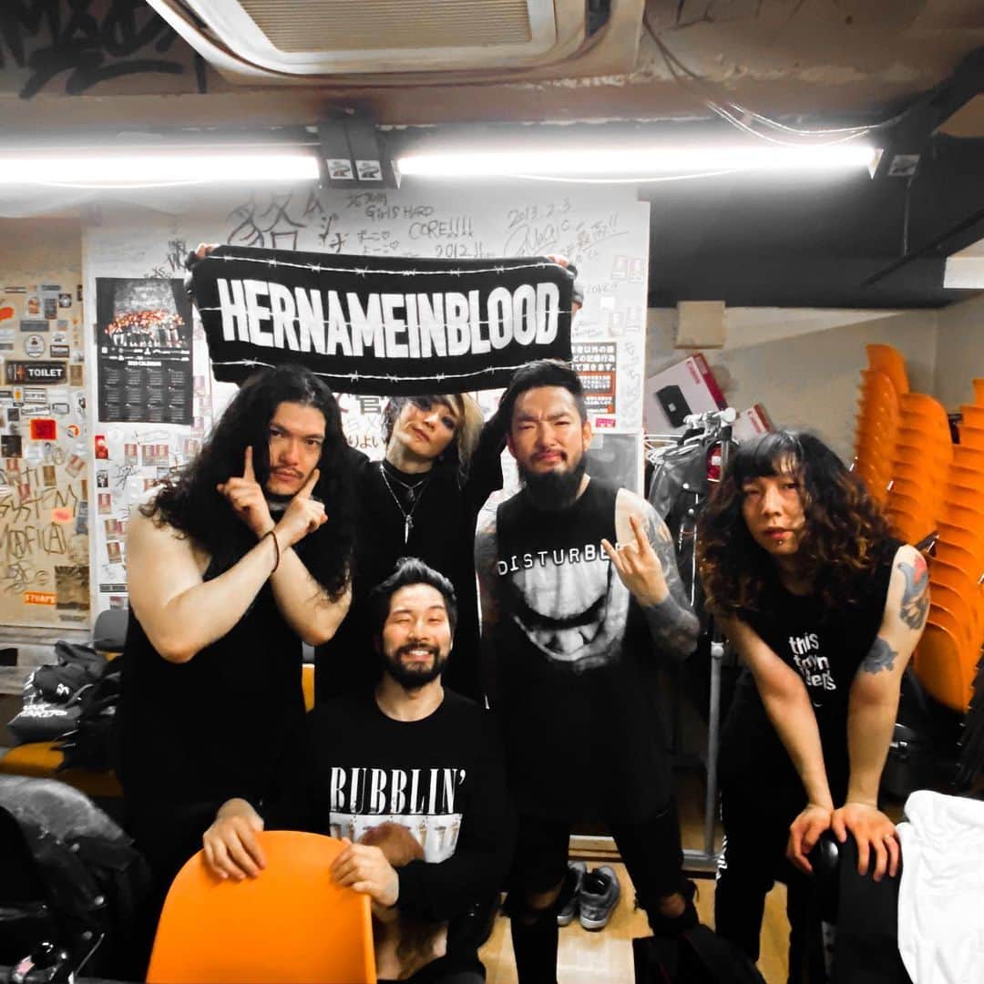 Her Name In Bloodのインスタグラム：「小倉FUSEありがとう🔥 ヒステリックパニックとの九州エリアツアーDAY1、最高でした！！ 明日の周南もよろしくお願いします！  Thank you my homies in @hystericpanic for having us on this Kyushu run! Shunan, Yamaguchi it's your turn tomorrow!  #ヒステリックパニック #ultimatebattletour2020」