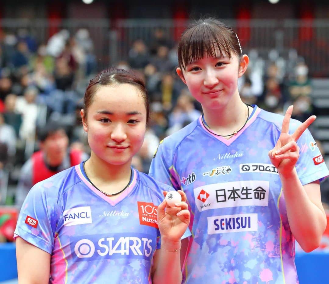 のインスタグラム：「卓球の全日本選手権第6日、女子ダブルスは伊藤美誠選手・早田ひな選手組が3連覇を達成🏆🏆🏆 男子ダブルスは三部航平選手・及川瑞基選手組が初優勝を達成しました🎉👏😄 . 🏓Table Tennis All Japan Championships 2020🏓 [Women's Doubles] 🥇伊藤美誠、早田ひな組/Mima Ito, Hina Hayata . [Men's Doubles] 🥇三部航平、及川瑞基組/Kohei Sambe, Mizuki Oikawa ． #卓球 #tabletennis #伊藤美誠 #早田ひな #MimaIto #HinaHayata #三部航平 #及川瑞基 #KoheiSambe #MizukiOikawa #teamnippon #がんばれニッポン #全員団結 #tokyo2020 . 📸AFLOSPORT」