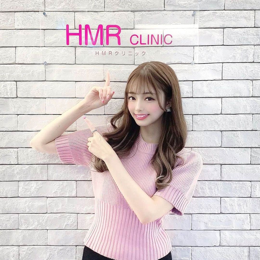 のインスタグラム：「今日はHMR池袋店にお邪魔してきました🍒 店内はすごくきれいで先生もとっても優しい方でした✨✨ 最短5ヶ月で終わるから夏までに間に合うね🥺👙✨✨✨ 流石医療脱毛👏👏👏 #脱毛 #hmr #hmrクリニック#脱毛クリニック #医療脱毛 #全身脱毛 #pr #池袋」