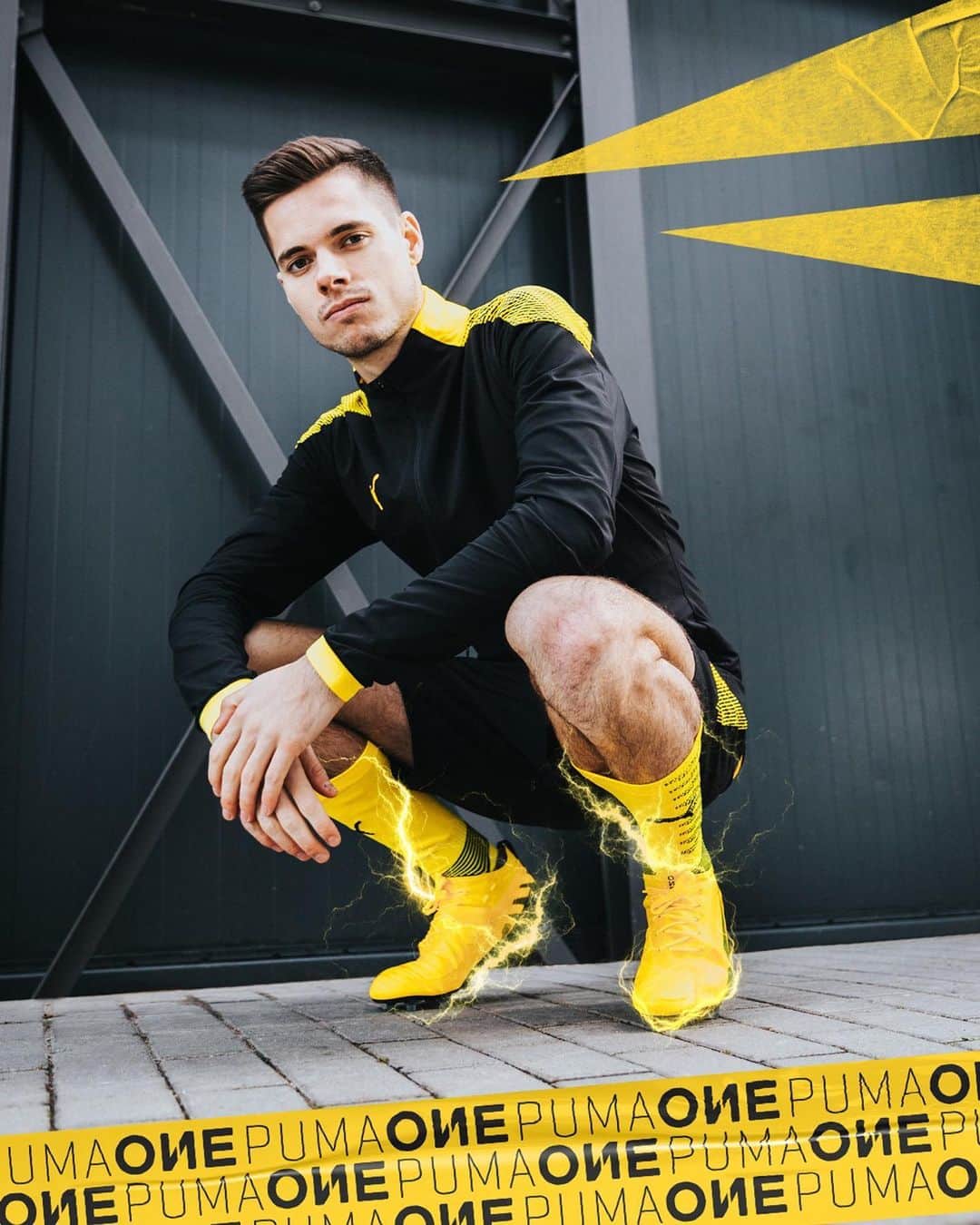ユリアン・ヴァイグルのインスタグラム：「Be the SPARK ⚡️ @pumafootball」