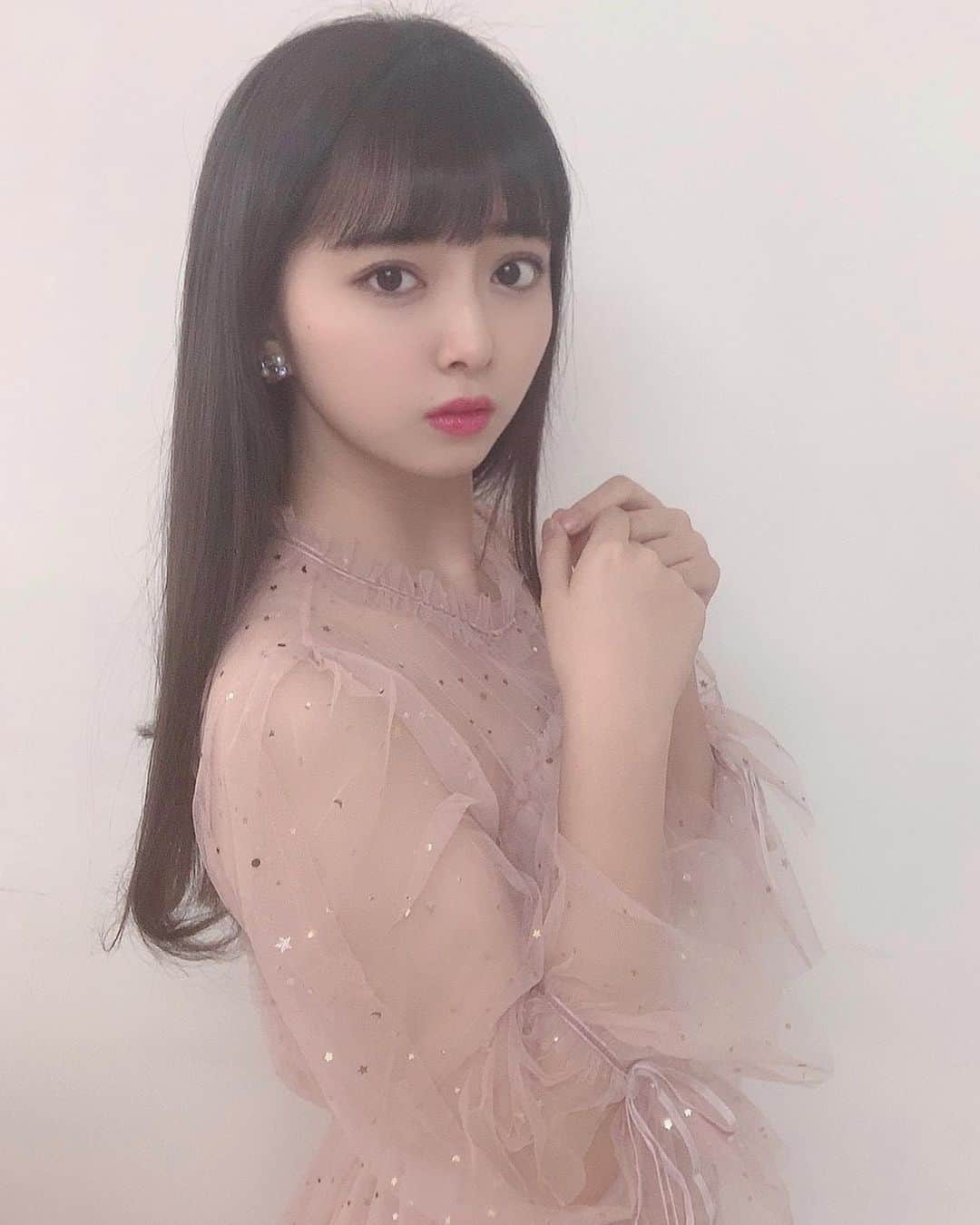 のインスタグラム：「🤍」