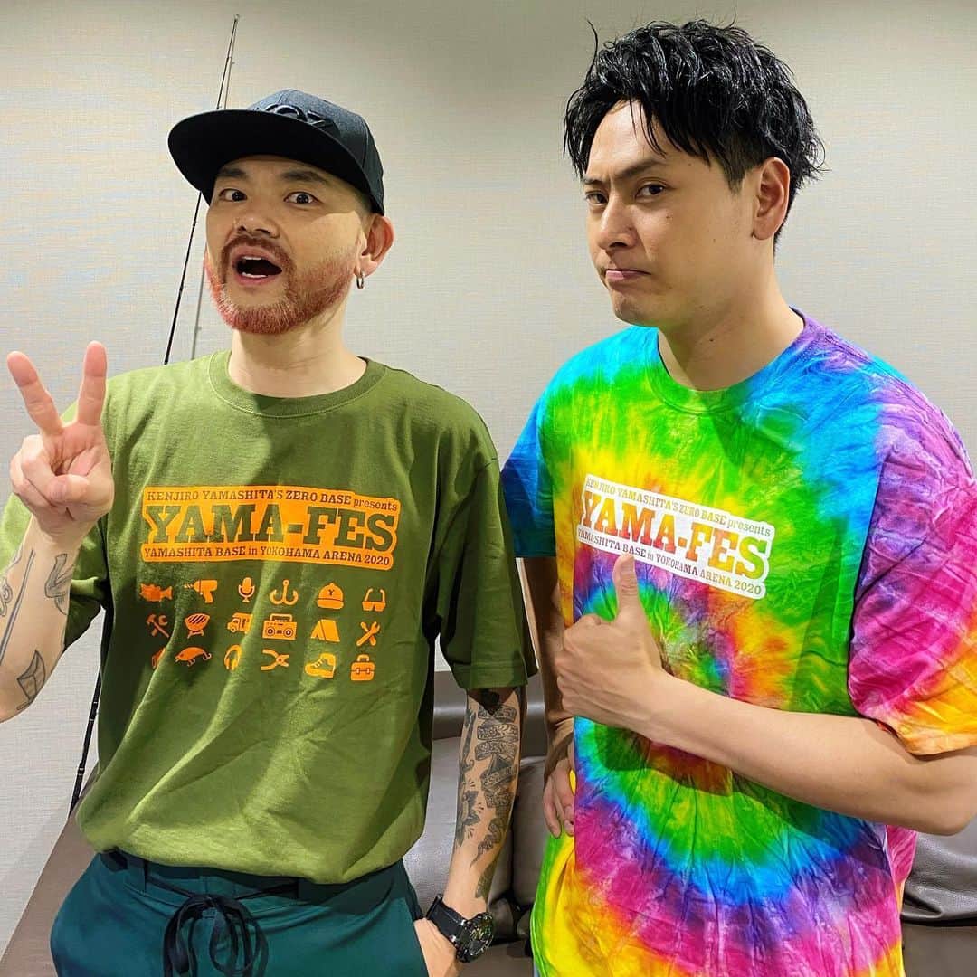 DJ DARUMAのインスタグラム：「今年も#山フェス 最高でした @3jsb_kenjiro_official ありがとう🙏🏻 ラジオでアフター山フェスとして色々話したい🎤」