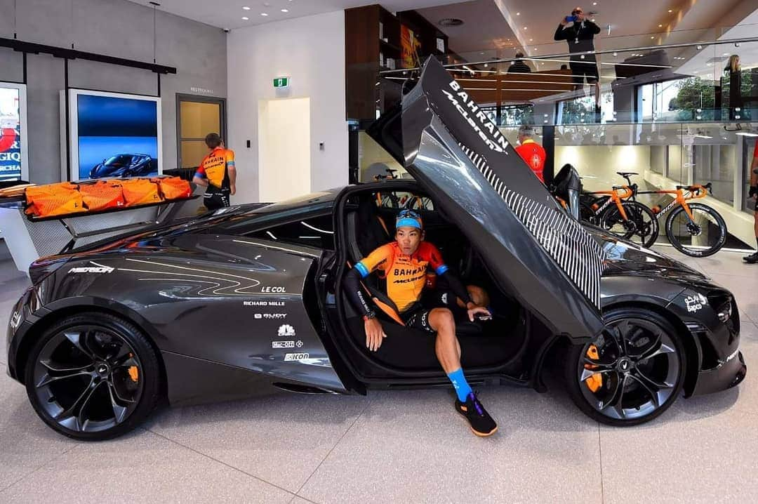 新城幸也さんのインスタグラム写真 - (新城幸也Instagram)「📸 @dariobelingheri #bettiniphoto  @teambahrainmclarencn @bahrainmclaren @mclaren @mclarenadelaide  #tourdownunder #2020スタート  #シーズンが始まります」1月18日 21時55分 - yukiyaarashiro