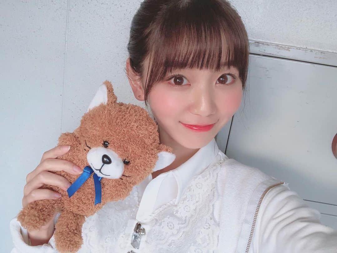 のインスタグラム：「定期公演 ありがとうございました😊！ 明日はBOOKOFF SUPER BAZAAR ノース天神店 で 14時〜16時まで１日店長イベント ご来店お待ちしてますよん🌟  #LinQ #吉川千愛　#こんにちあ　#あいんちゅ」