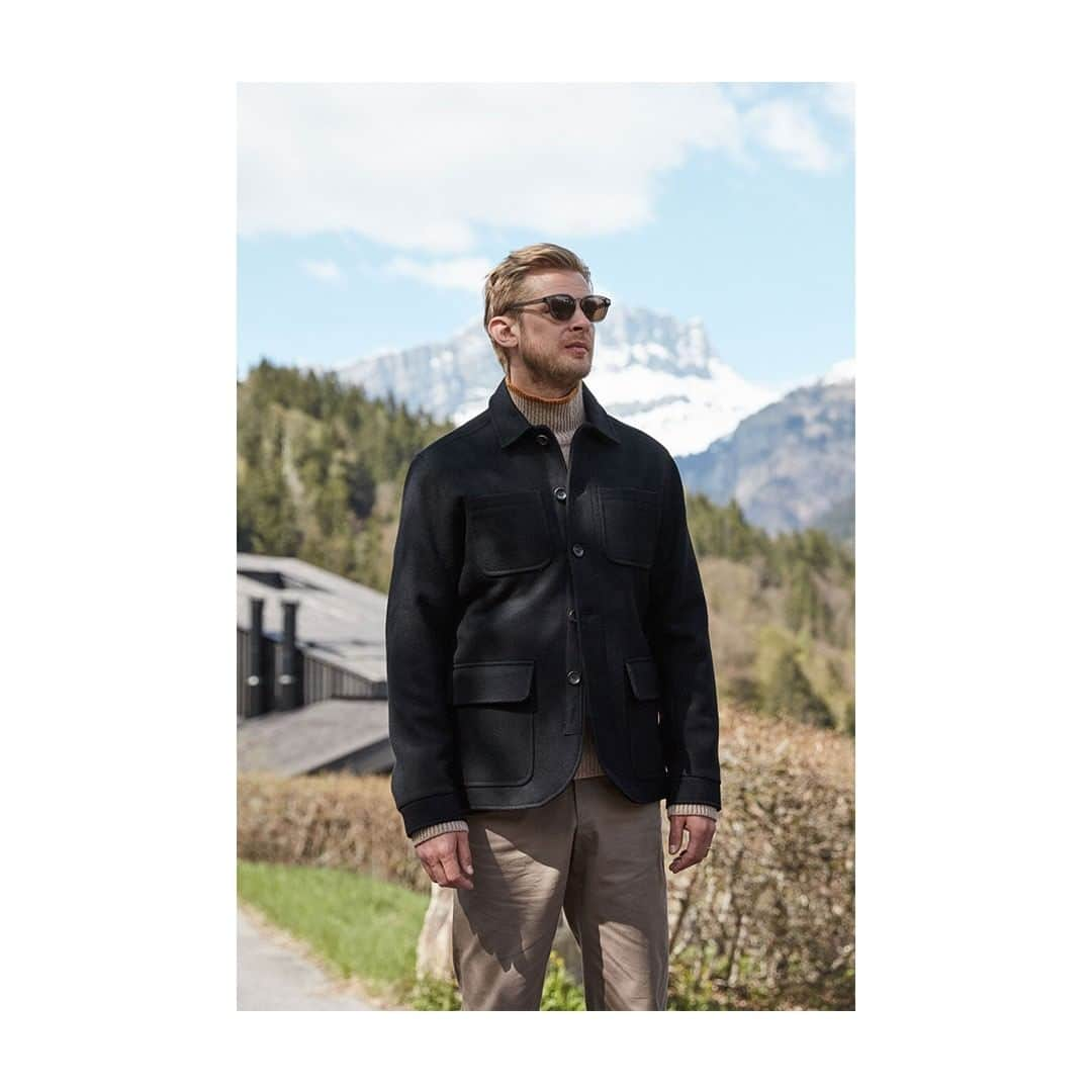 オリバースペンサーさんのインスタグラム写真 - (オリバースペンサーInstagram)「An alpine outfit from our trip to #Chamonix last year. A Heavy wool roll neck and Cowboy jacket paired with our organic cotton Fishtail trousers.」1月18日 23時01分 - oliverspencer