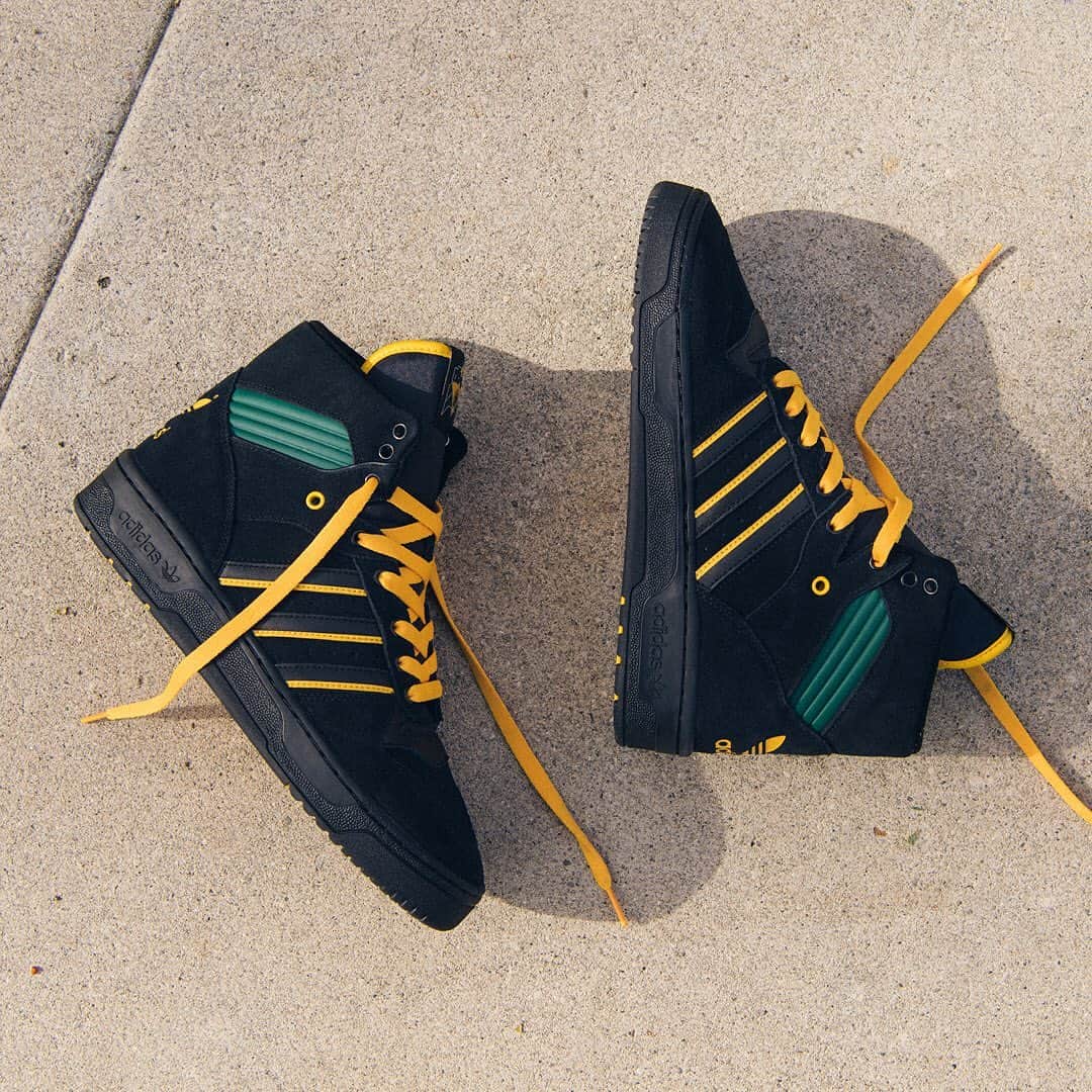 adidas Skateboardingのインスタグラム：「Rivalry Hi OG by Na-Kel /// The newest signature colorway from @thatsonme is now available, exclusively in skate shops worldwide. Hit up your local shop to step into this classic suede & synthetic leather high-top cupsole. • #adidasSkateboarding #RivalryHi」