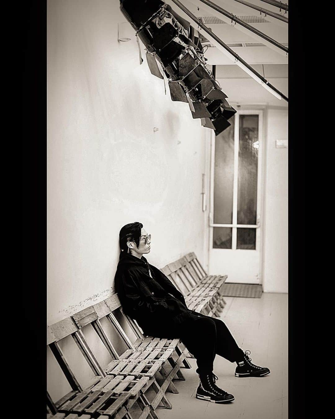 呉建豪のインスタグラム：「Taking a moment and giving thanks to God for the team He’s blessed me with, whilst soaking in everything that just happened. @xvessel_official @yohjiyamamotoofficial #parisfashionweek2020」
