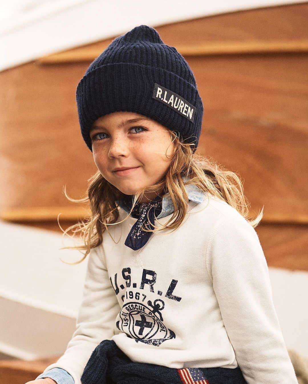 Polo Ralph Laurenさんのインスタグラム写真 - (Polo Ralph LaurenInstagram)「New and Nautical.  The latest kids' collection brings a freshness to the new year.  Explore the new styles via link in bio.  #PoloRalphLauren #RLKids」1月19日 0時07分 - poloralphlauren