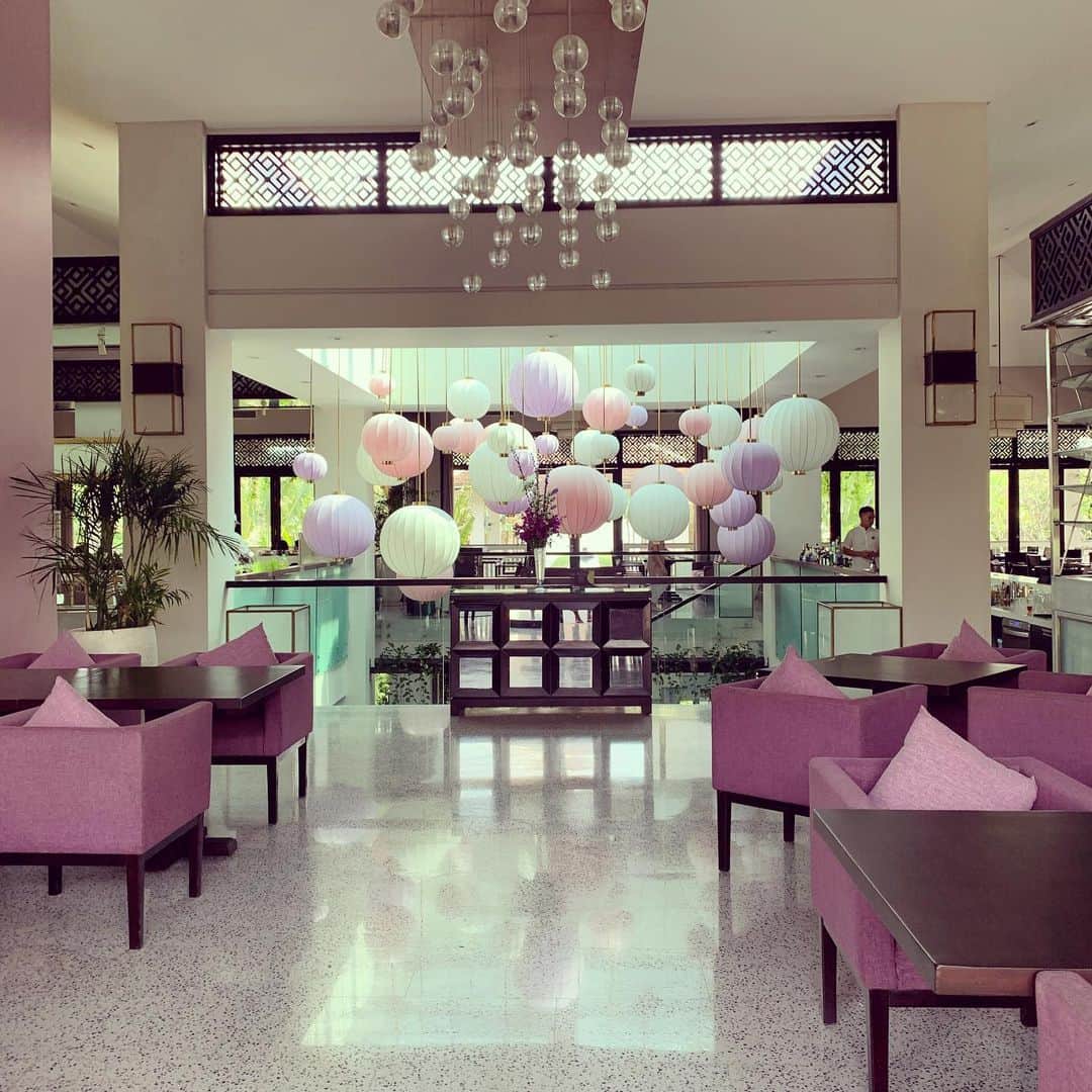 akikoさんのインスタグラム写真 - (akikoInstagram)「このホテルの色使いがすごく好き  #fusionmaiadanang」1月19日 0時12分 - akikojazz