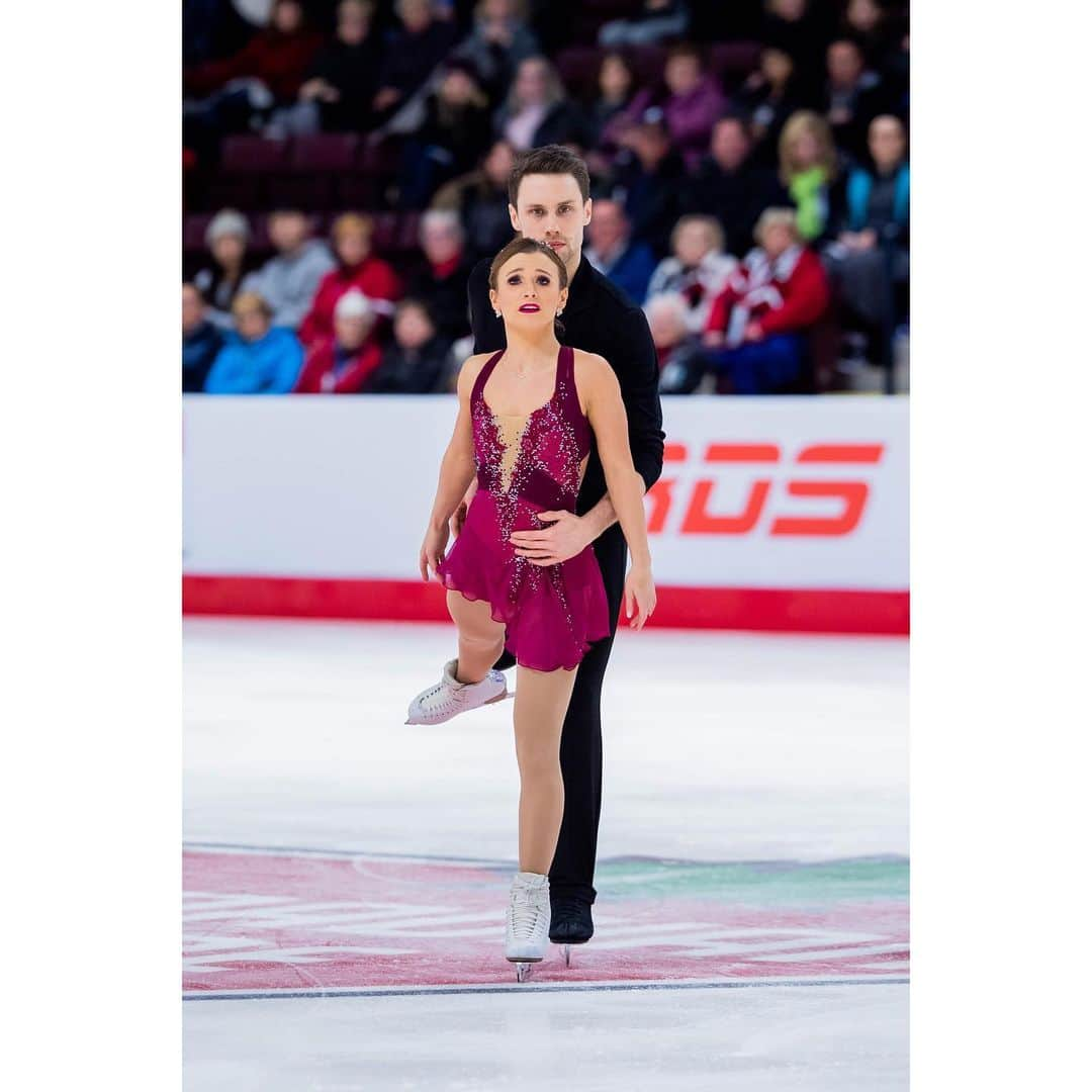 Skate Canadaさんのインスタグラム写真 - (Skate CanadaInstagram)「Senior pair final results / Résultats finaux du patinage en couple senior : 🥇Kirsten Moore-Towers/Michael Marinaro (ON) 215.67 🥈Evelyn Walsh/Trennt Michaud (ON) 196.29 🥉Lubov Ilyushechkina/Charlie Bilodeau (QC) 186.71 #CTNats20 #CreatingHistory #Créerlhistoire 📷 @danielleearlphotography」1月19日 10時13分 - skate_canada