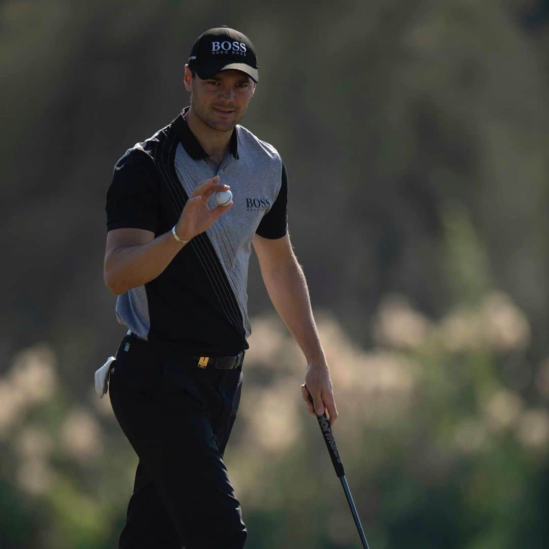 マルティン・カイマーさんのインスタグラム写真 - (マルティン・カイマーInstagram)「Third round 69, tee to green 🔥, putter ❄️ try to put things together tomorrow! @adgolfchamps #EuropeanTour #RolexSeries 📸 @matthewharrisphotographer」1月19日 3時13分 - martinkaymer59