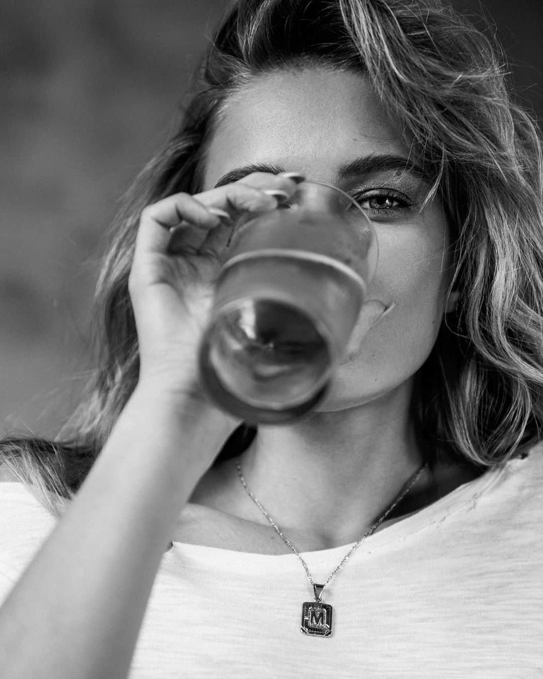 のインスタグラム：「💦hydration is key😛😜 @markimage I adore you🤗」