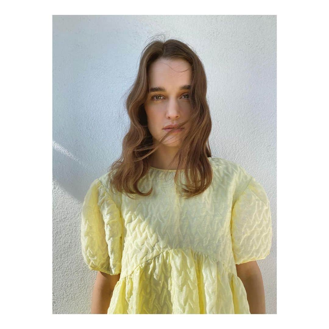 ケイト・ハリソンのインスタグラム：「BTS w @tidalmag @heathergildroy . @karolina.n.bernat @stephanienicolesmith @thatgirlisacowboy」