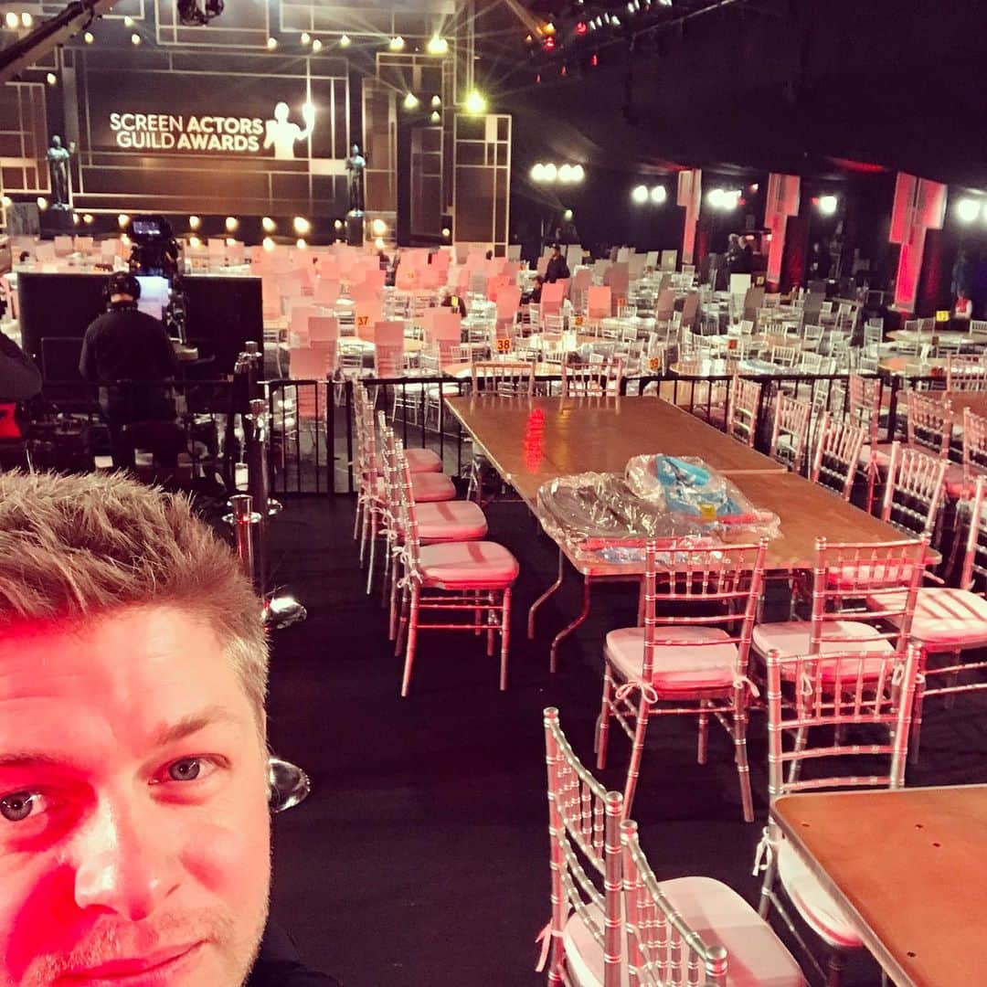 マイケル・グラント・テリーのインスタグラム：「Getting ready for tomorrow night! #SAGAwards @seanhayes @imtoddmilliner @bdheins  Watch the @SAGAwards Sunday, Jan 19th  at 5pm PST」