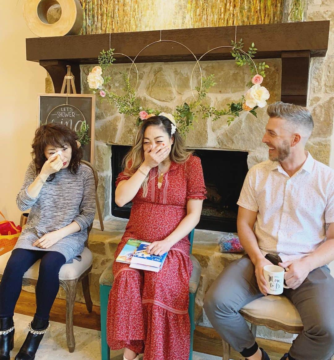 カーリー・パターソンさんのインスタグラム写真 - (カーリー・パターソンInstagram)「What a special morning showering one of our best friends!!!! We love you and your sweet family so much and we can’t wait for baby girl to arrive🥰🤍」1月19日 7時30分 - carlypatterson04