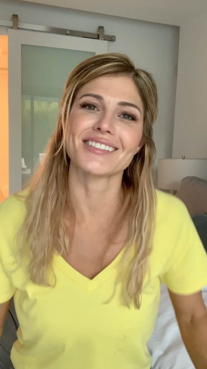 トリー・ウィルソンのインスタグラム：「Acknowledge where you might be failing yourself..or when you have in the past so you can LEARN & create a life you WANT.❤️ Full of JOY & gratitude!」