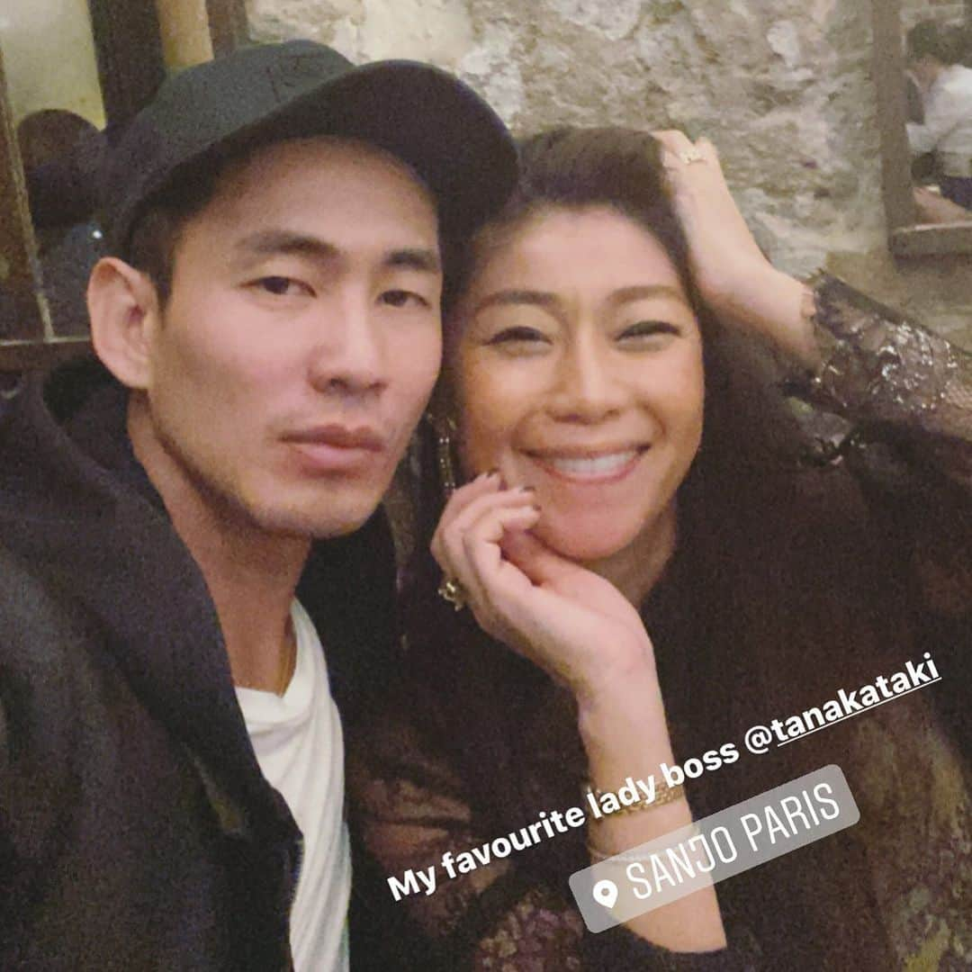 Taki Tanakaさんのインスタグラム写真 - (Taki TanakaInstagram)「#lovelydinner with #lovely @mrselfportrait in #paris #♥️ #セルフポートレートデザイナーのハンとパリで晩ごはん。 春に来日を企画中！#楽しみにしてね #ハンは私のことたまにボスと書くが #やめて欲しいと #今日も伝えた #ww @iza_official #izastagram #abouttonight」1月19日 7時38分 - tanakataki