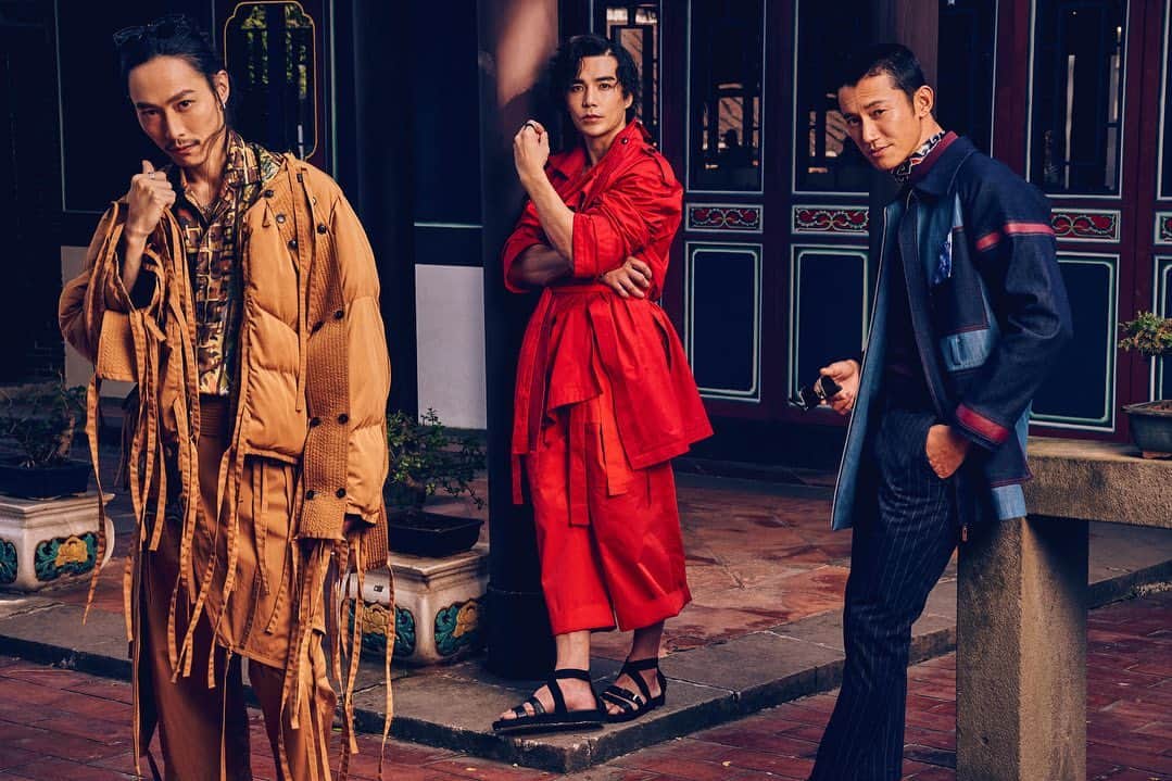 ルーディ・リンのインスタグラム：「The Ghost Bride is a Supernatural Romance about a Malaysian girl at the turn of the 19th century torn between a God, a Demon and a Man. Take a guess at who’s who. (Here’s a clue: I’m not the Malaysian girl 😉) #TheGhostBride @NetflixTW @netflixmy」