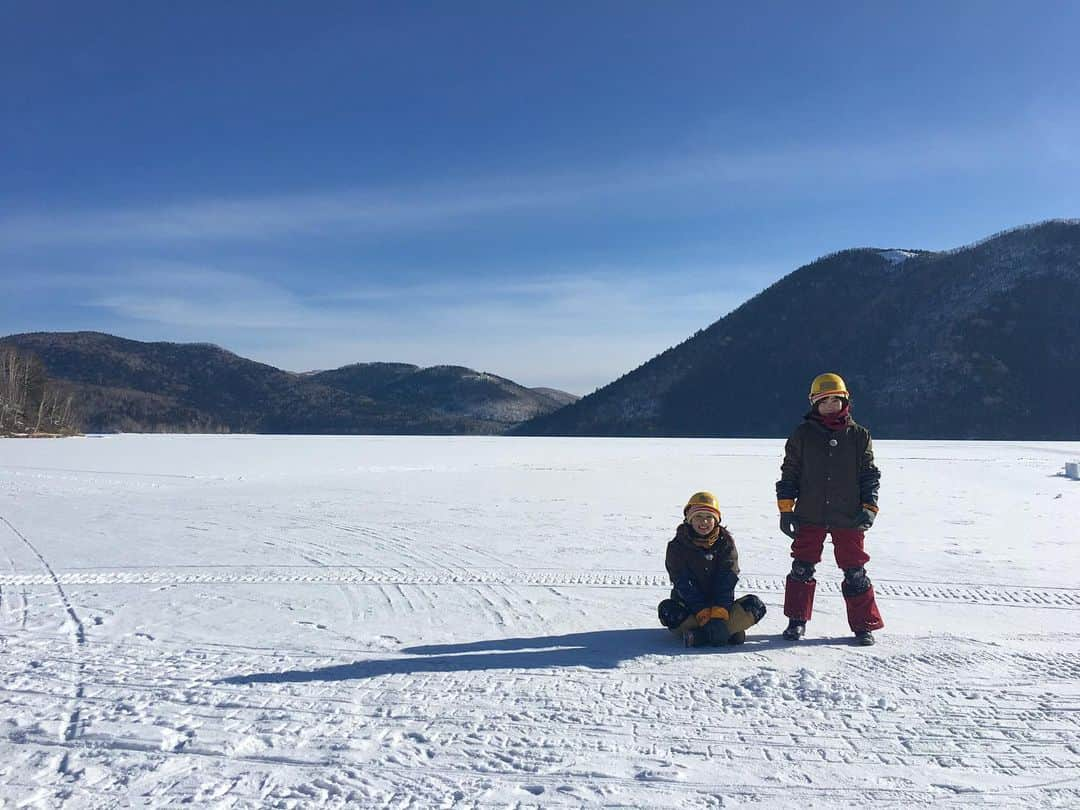 奥村真友里さんのインスタグラム写真 - (奥村真友里Instagram)「今朝は-17℃と経験した事ない気温でしたが空気が澄んでてとても気持ち良かったです〜❄️ダイヤモンドダストも見れたの！貴重な経験してきたよっ放送楽しみにしててね！！明日はロケ最終日！早起き頑張るぞう😪 #テレビ愛媛 #北海道旅 #北海道#然別湖 #しかりべつ湖コタン」1月19日 20時30分 - mayuri_okumura