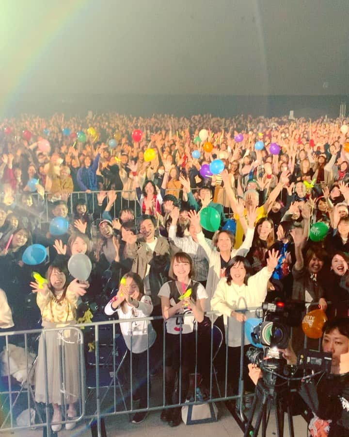 tetsuyaのインスタグラム：「常滑ありがとう！  #LArcenCiel #tetsuya #ARENATOURMMXX #MMXX #bananatime🍌」