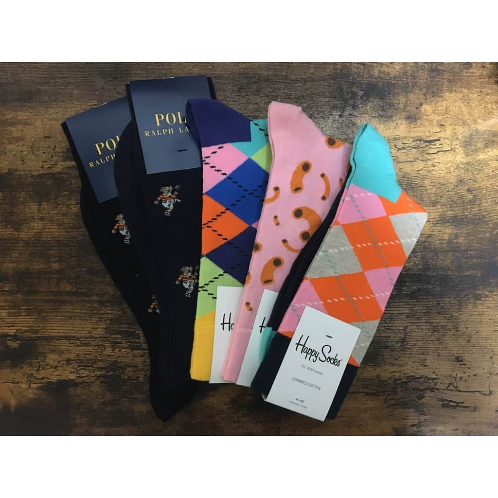 ねりお弘晃のインスタグラム：「満足でございます。(●´ω｀●) #poloralphlauren #polo #happysocks #hanes #muji #無印良品 #socks #thermal #essentialoils」
