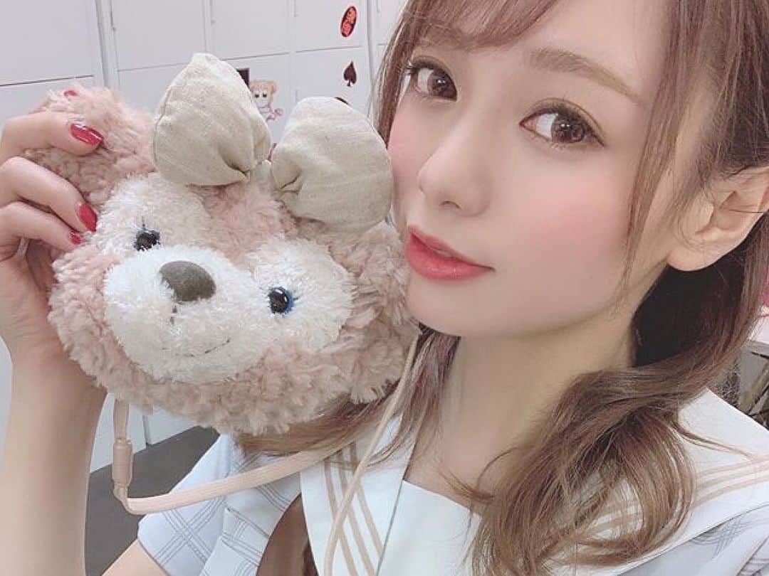 神出鬼没の【キャバ図鑑】のグルメインスタ