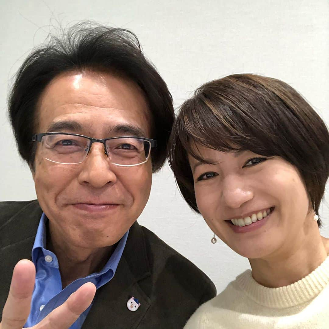 馬場典子さんのインスタグラム写真 - (馬場典子Instagram)「Abema的ニュースショー 12時からです！ 今日は色んなご縁のある方ばかりで楽しみです#abematv  #山路徹 さん#木本武宏 さん#金子恵美 さん#鈴木涼美 さん#田辺健二 さん」1月19日 11時29分 - baba_channel