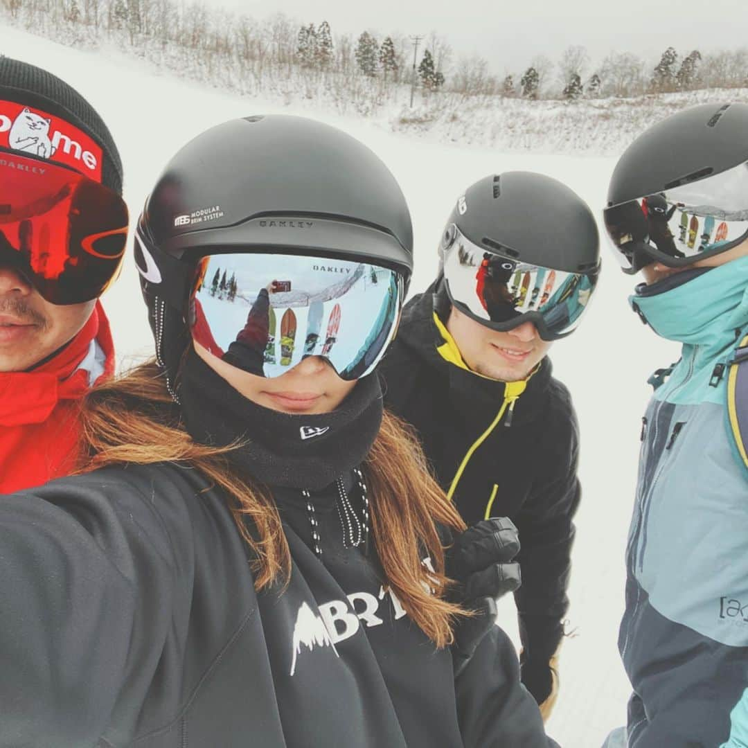 木村真野さんのインスタグラム写真 - (木村真野Instagram)「#snowboarding #team  #snowlife」1月19日 12時23分 - mayakimura5