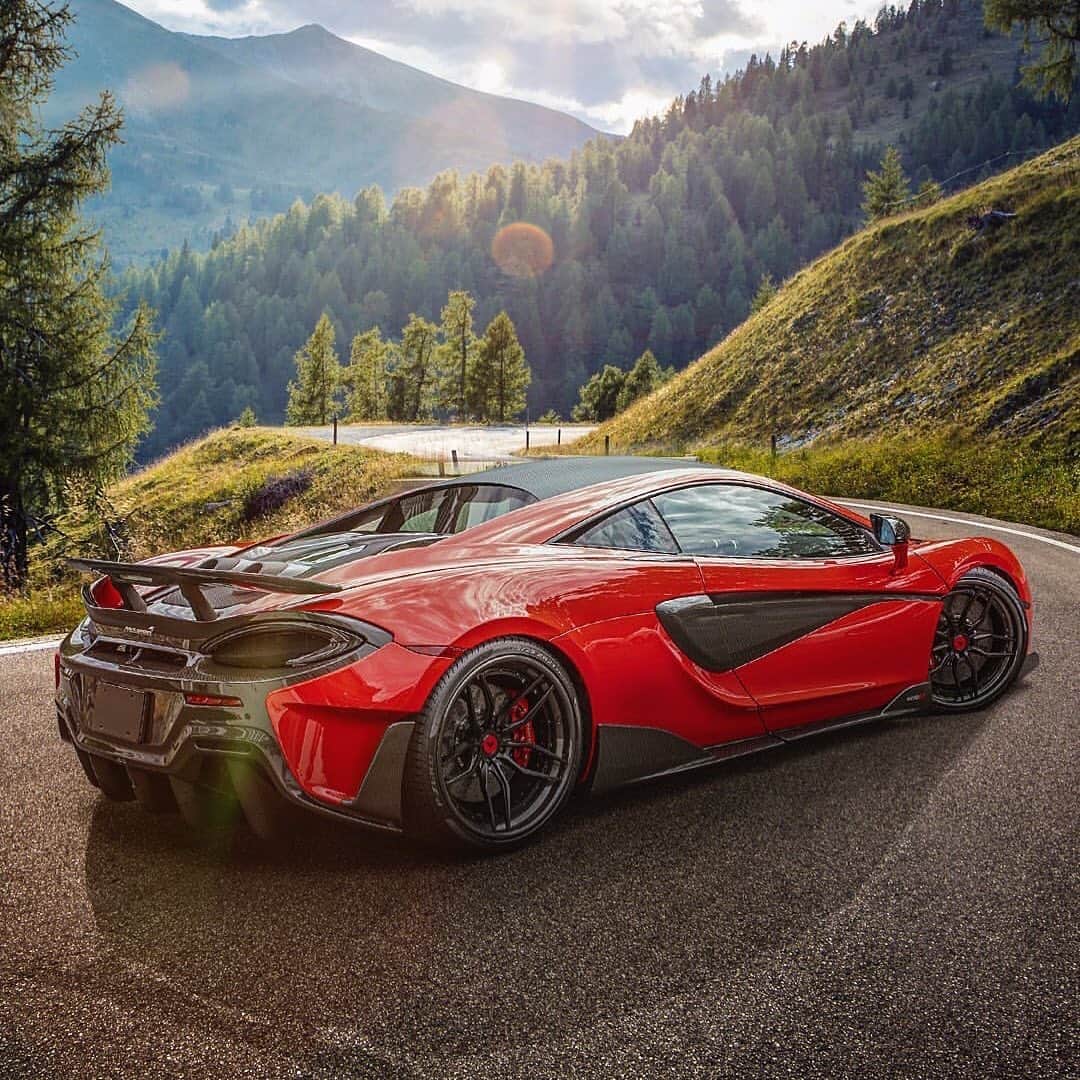 CarsWithoutLimitsさんのインスタグラム写真 - (CarsWithoutLimitsInstagram)「The McLaren 600LT 🌶 Owner @flu.up  #carswithoutlimits #mclaren #600lt」1月19日 12時23分 - carswithoutlimits
